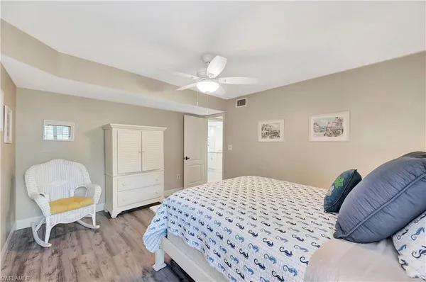 $13,500 | 6131 Pelican Bay Boulevard, Unit 7, Naples, FL 34108