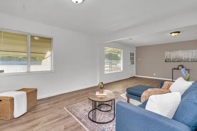 $409,000 | 941 Granada Circle, Los Banos, CA 93635