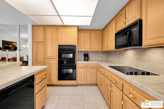 $499,000 | 1833 South Araby Drive, Unit 1, Palm Springs, CA 92264