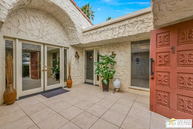 $499,000 | 1833 South Araby Drive, Unit 1, Palm Springs, CA 92264