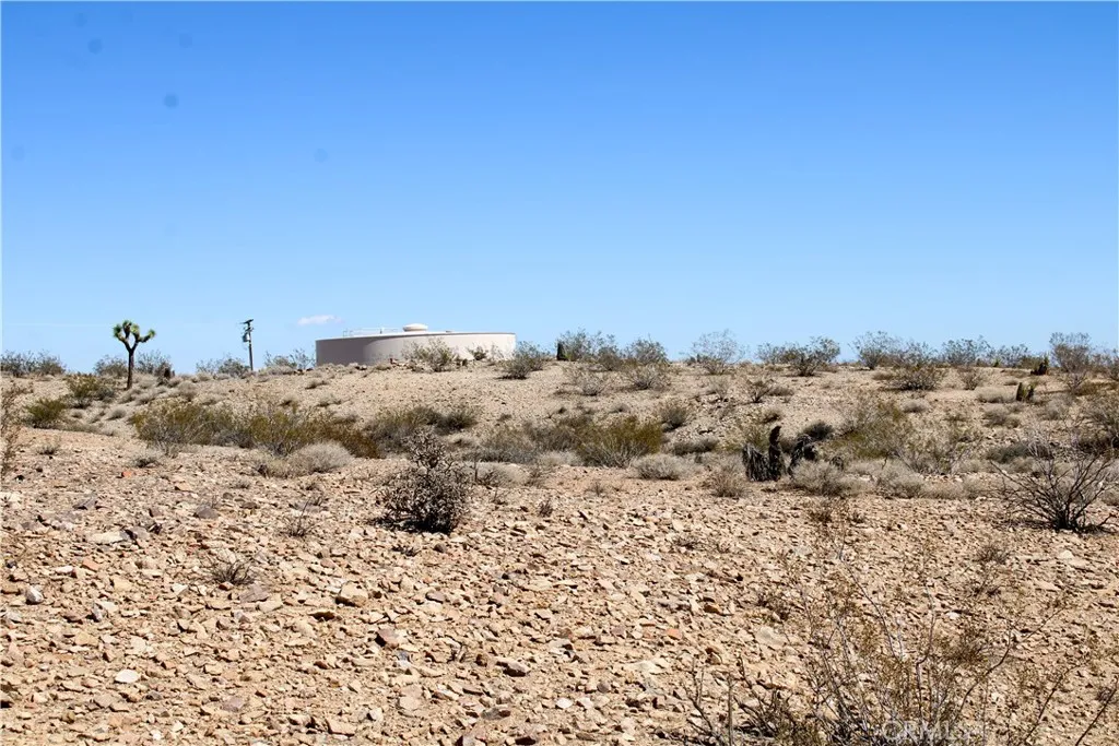 5 Sunny Vista Road Joshua Tree, CA 92252 - Photo 14 of 18