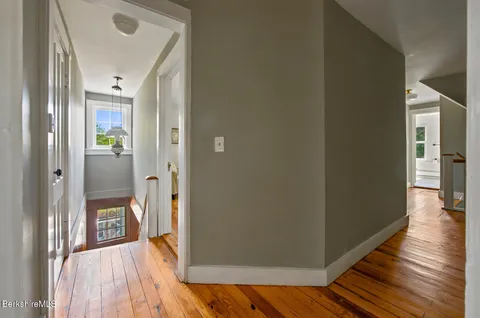 $875,000 | 99 Beartown Mountain Road, Monterey, MA 01245