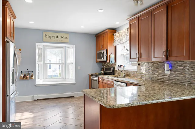 $399,000 | 701 South Broad Street, Middletown, DE 19709