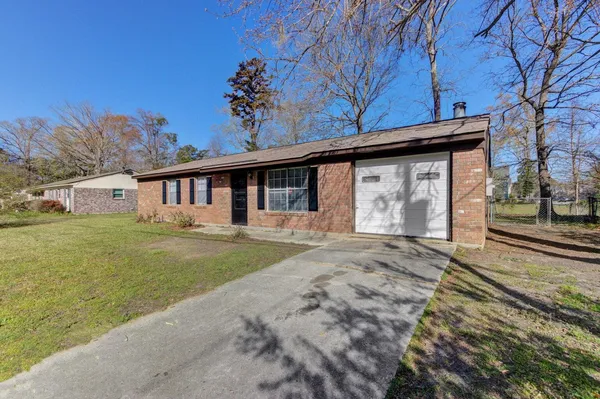 $2,000 | 1978 Holliday Street, Charleston, SC 29414