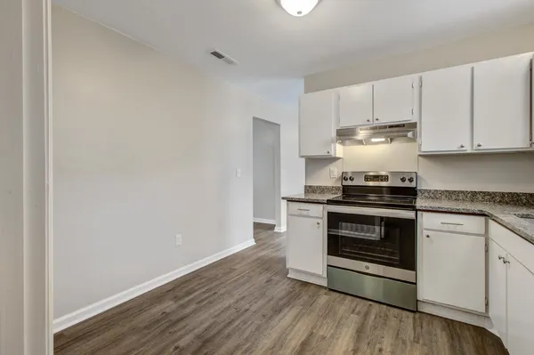 $2,000 | 1978 Holliday Street, Charleston, SC 29414