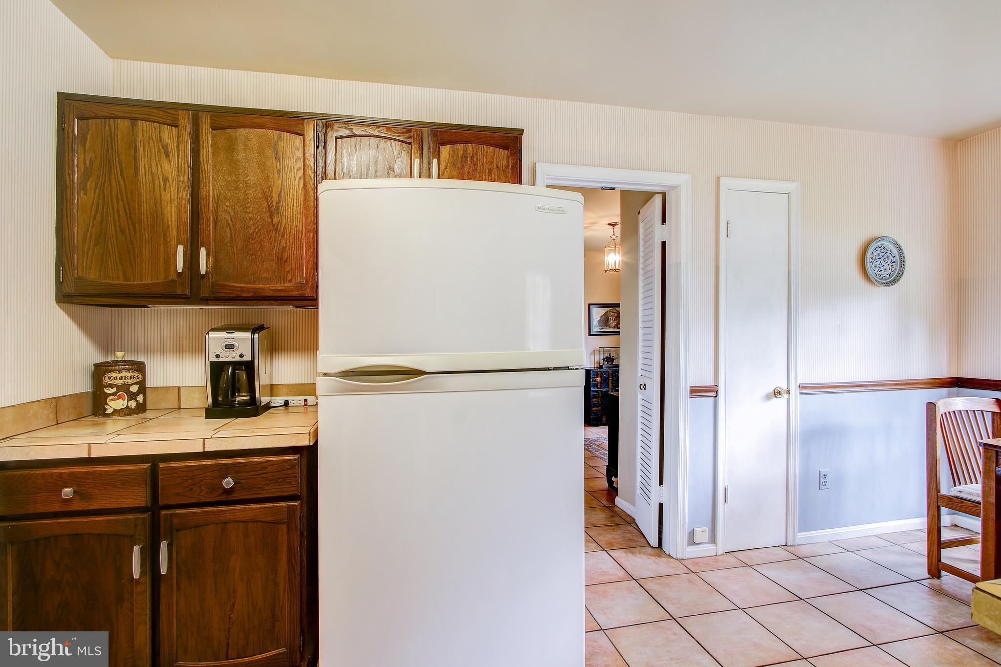 1708 Arbor View Road Silver Spring, MD 20902 - Photo 13 of 34 Kitchen