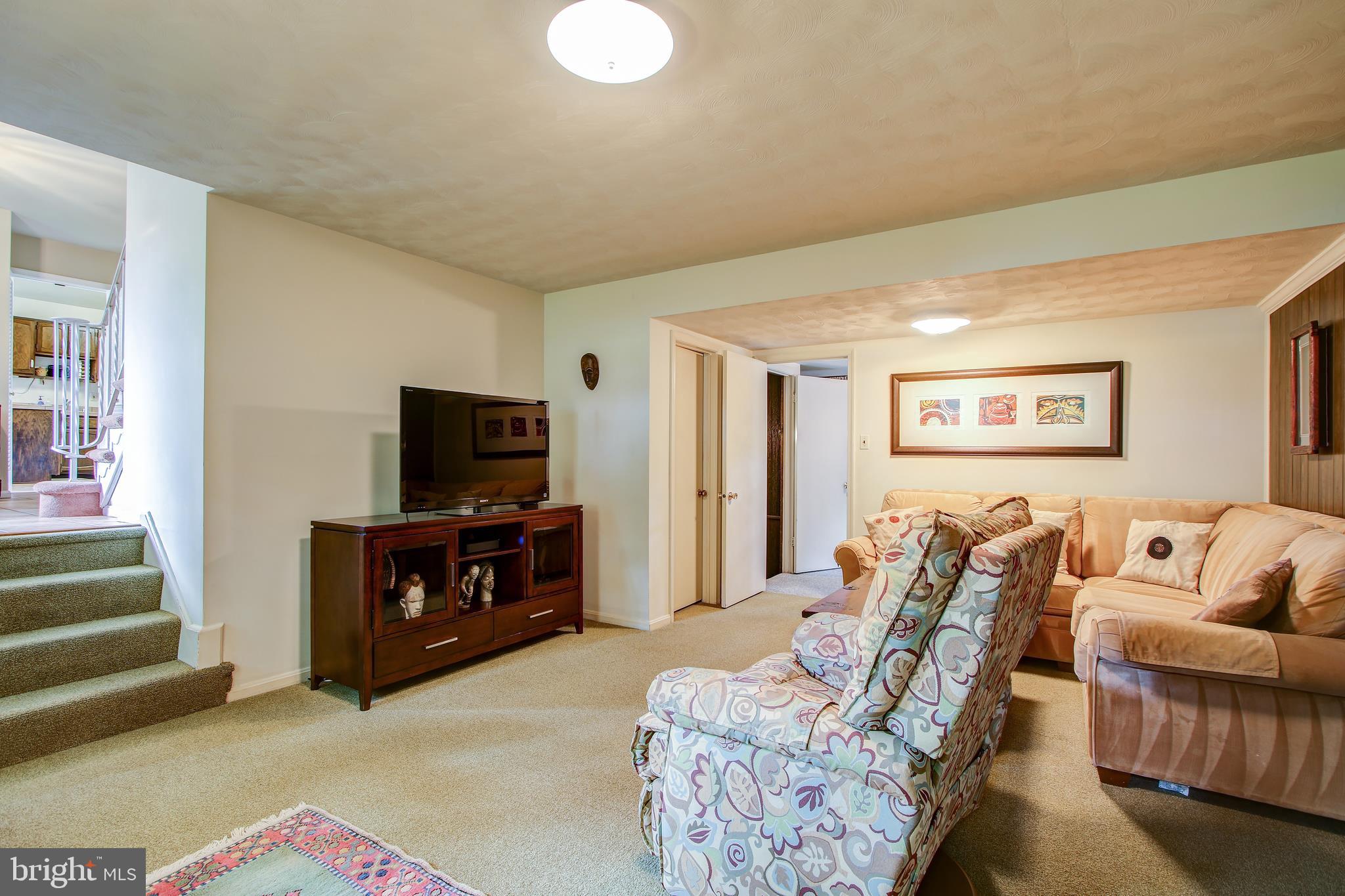 1708 Arbor View Road Silver Spring, MD 20902 - Photo 28 of 34 Family room
