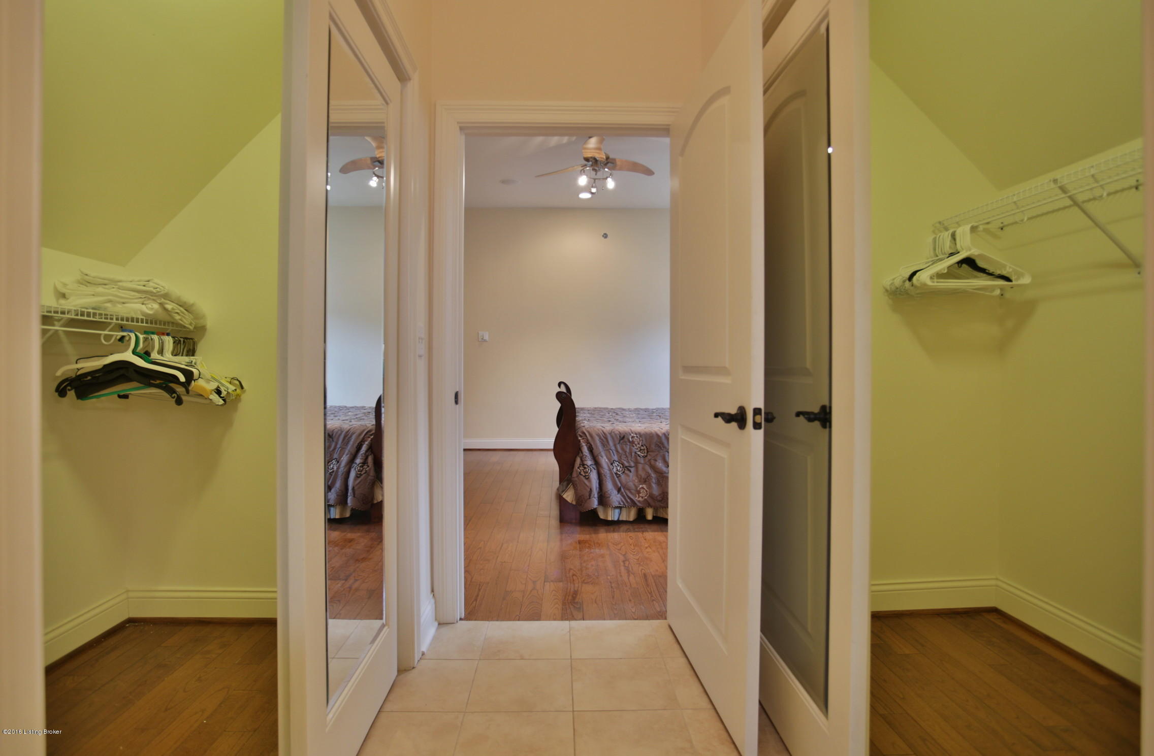 927 Cherokee Road, Unit D Louisville, KY 40204 - Photo 14 of 35 29