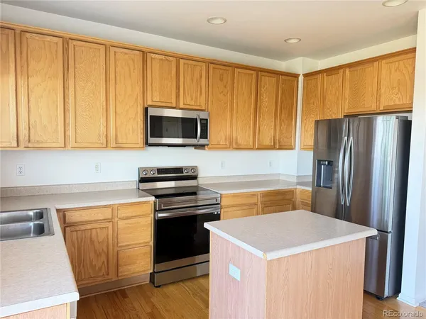 $3,100 | 20541 East Union Avenue, Aurora, CO 80015