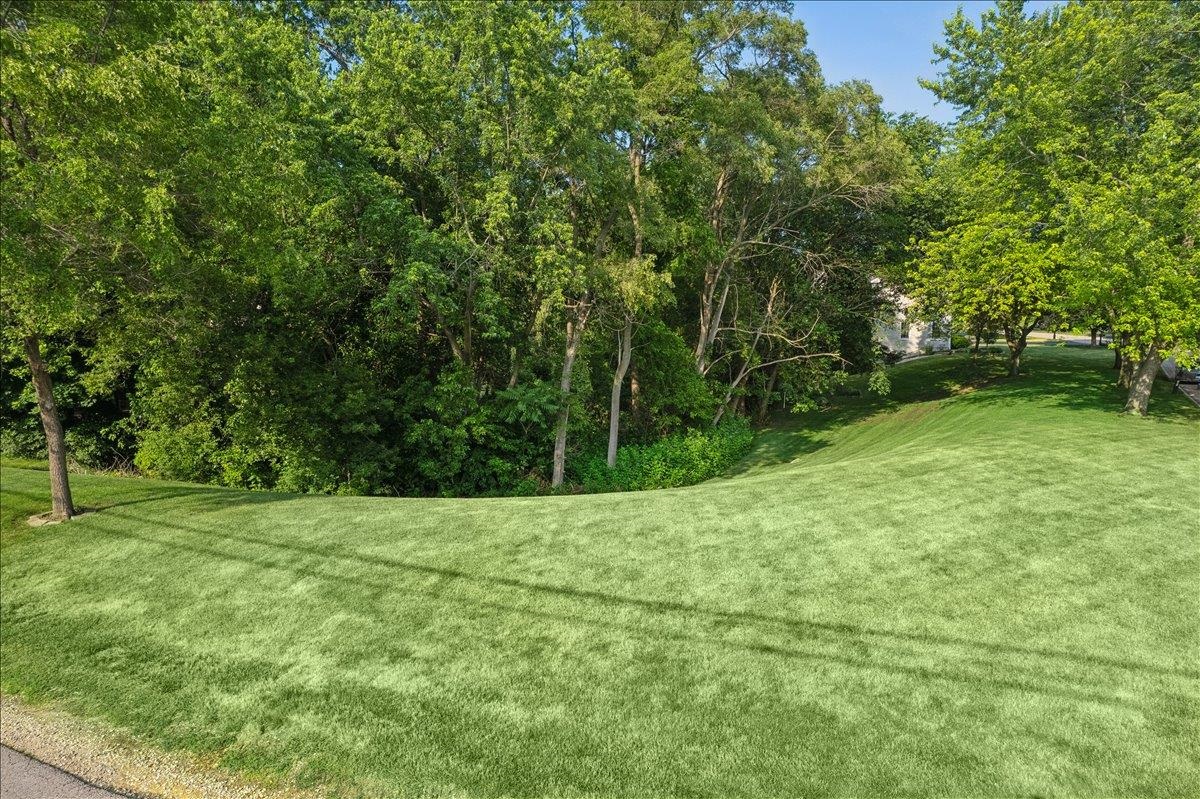 504 Carriage Hill Road Island Lake, IL 60042 - Photo 36 of 44