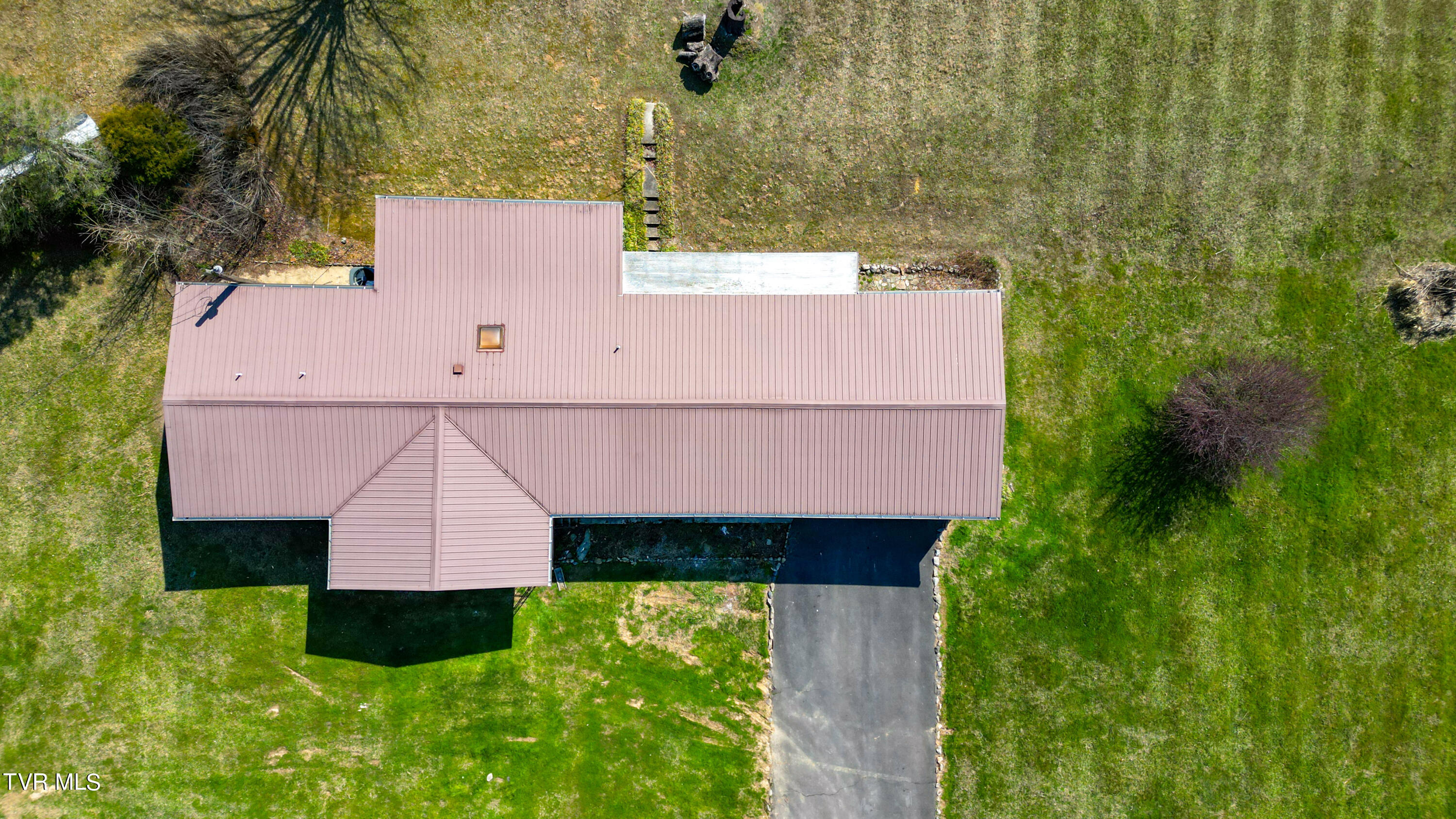 35 Wright Road Bulls Gap, TN 37711 - Photo 44 of 56 35 Wright RD - Drone-1