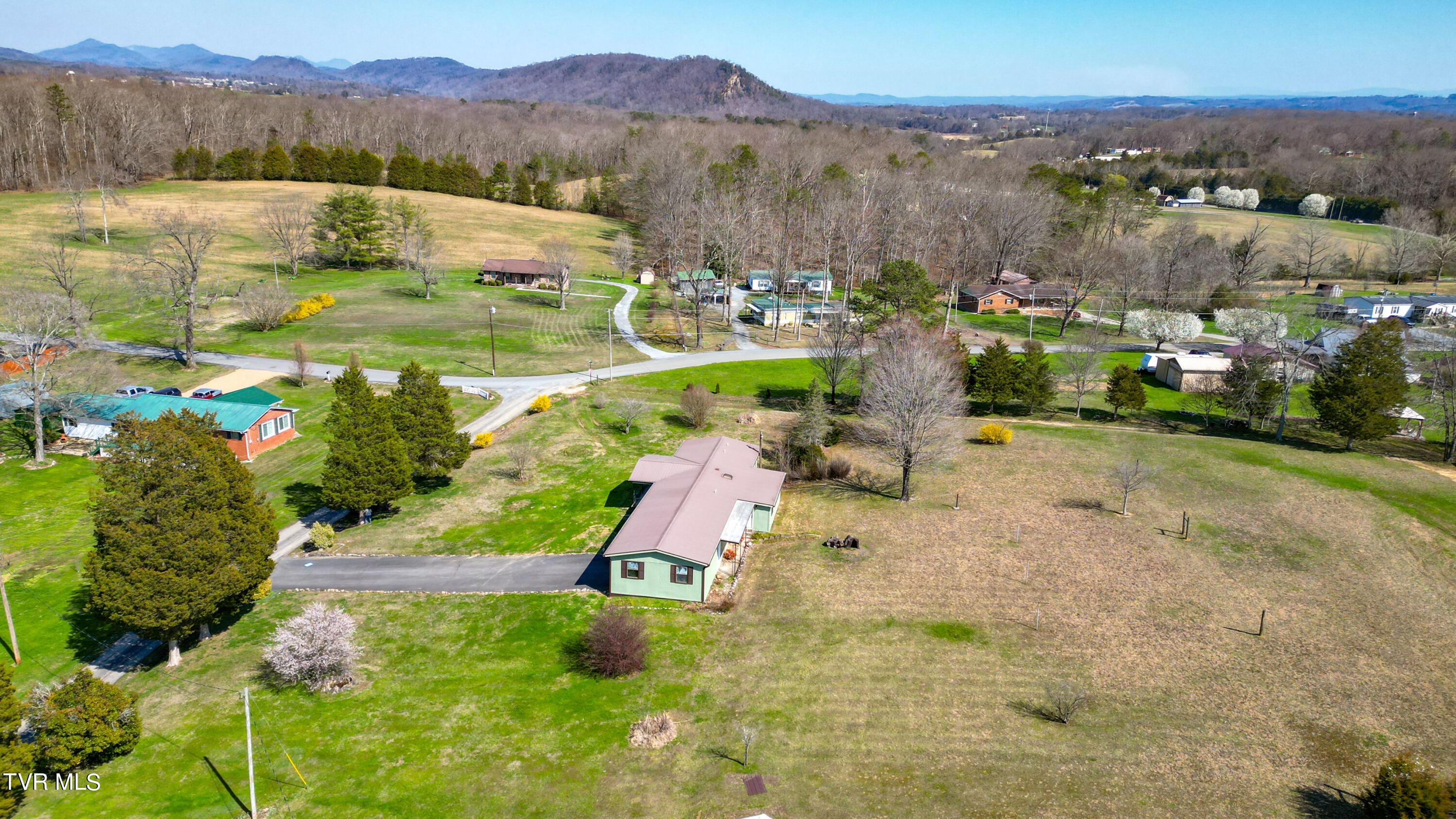 35 Wright Road Bulls Gap, TN 37711 - Photo 53 of 56 35 Wright RD - Drone-10