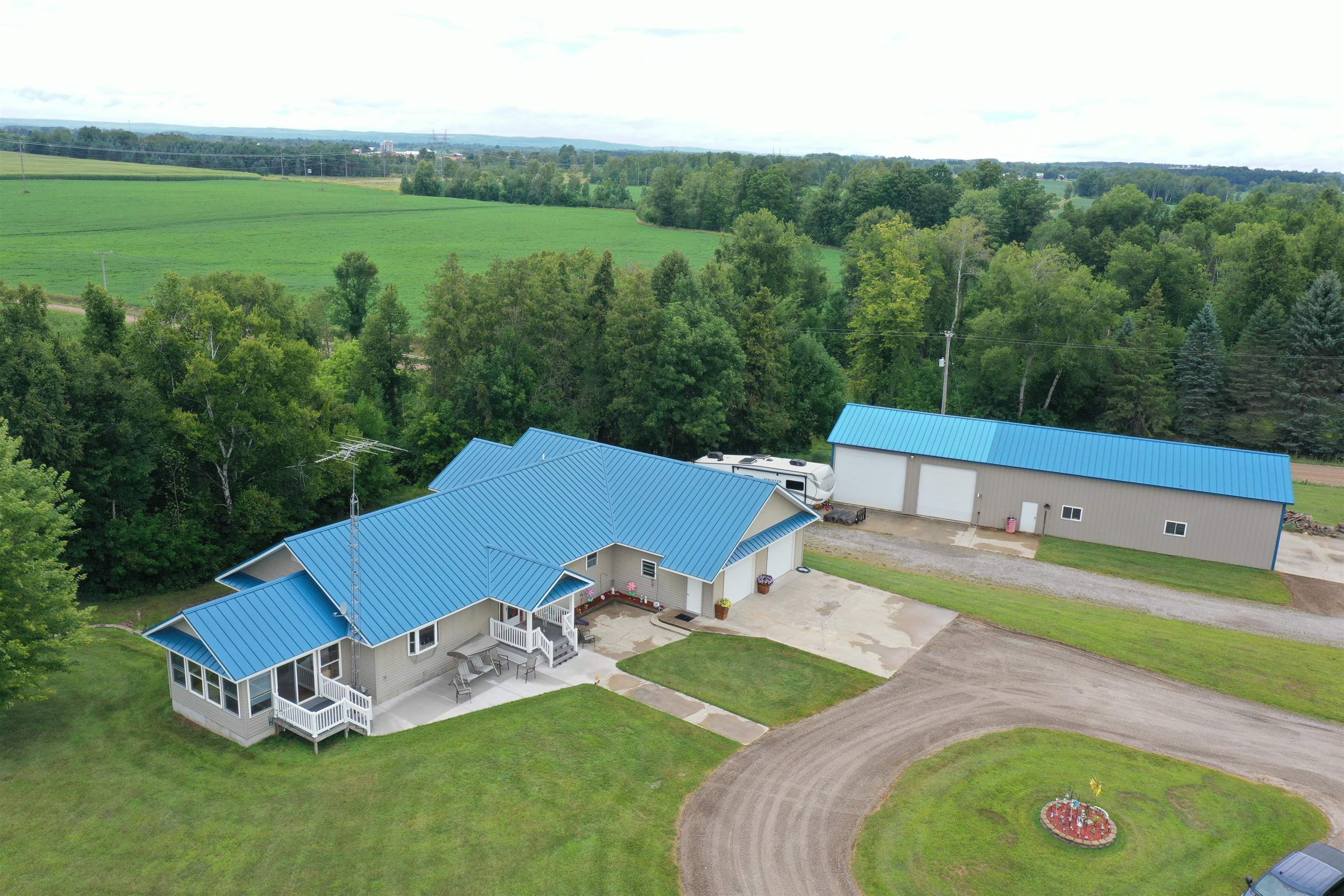 125 West Gallagher Road West Branch, MI 48661 - Photo 8 of 64