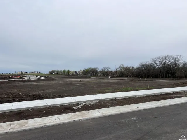 $55,000 | B2-l28 Rockers, Baldwin City, KS 66006