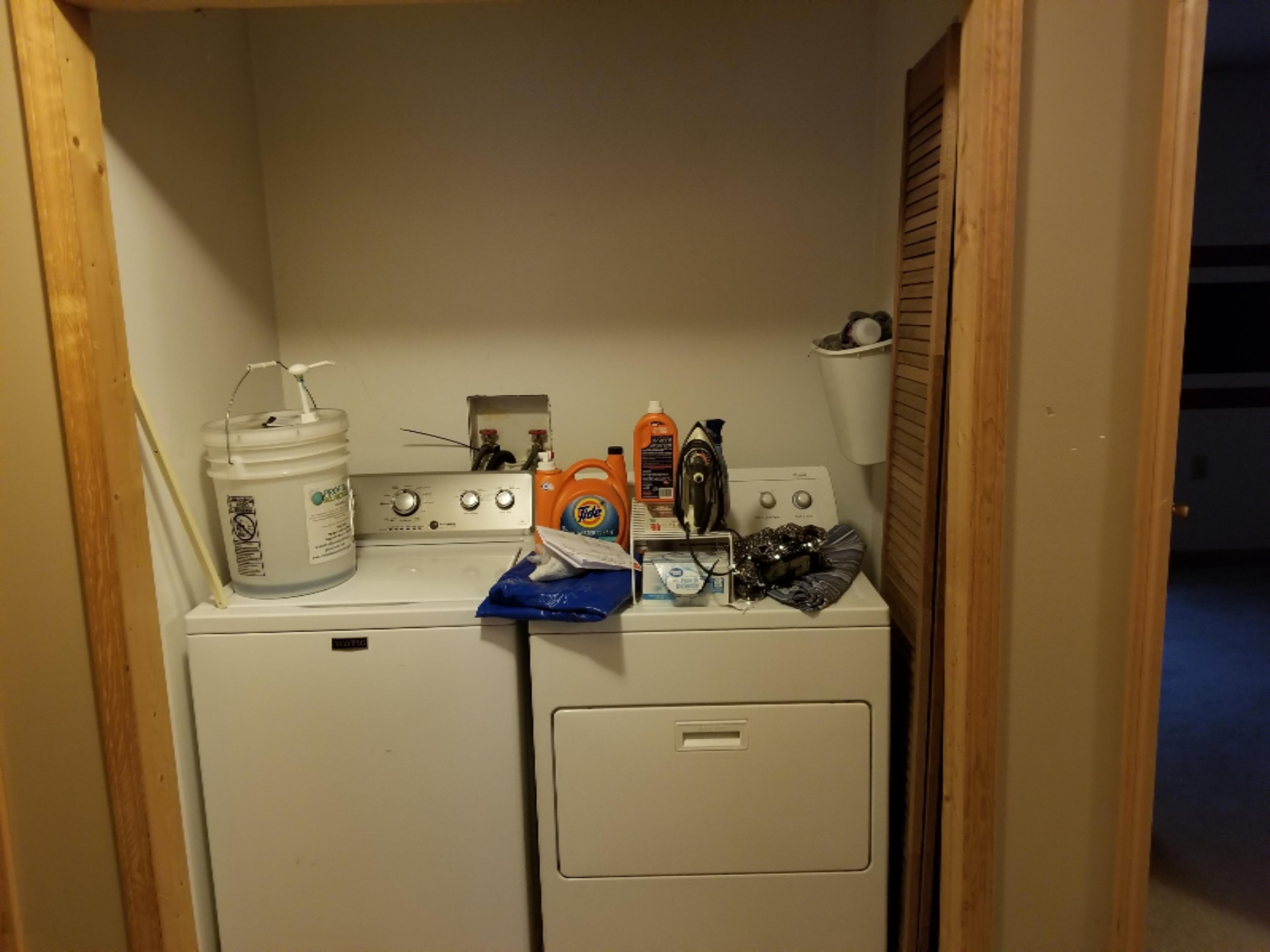 2470 Tripp Road Osseo, MI 49266 - Photo 14 of 23 Laundry