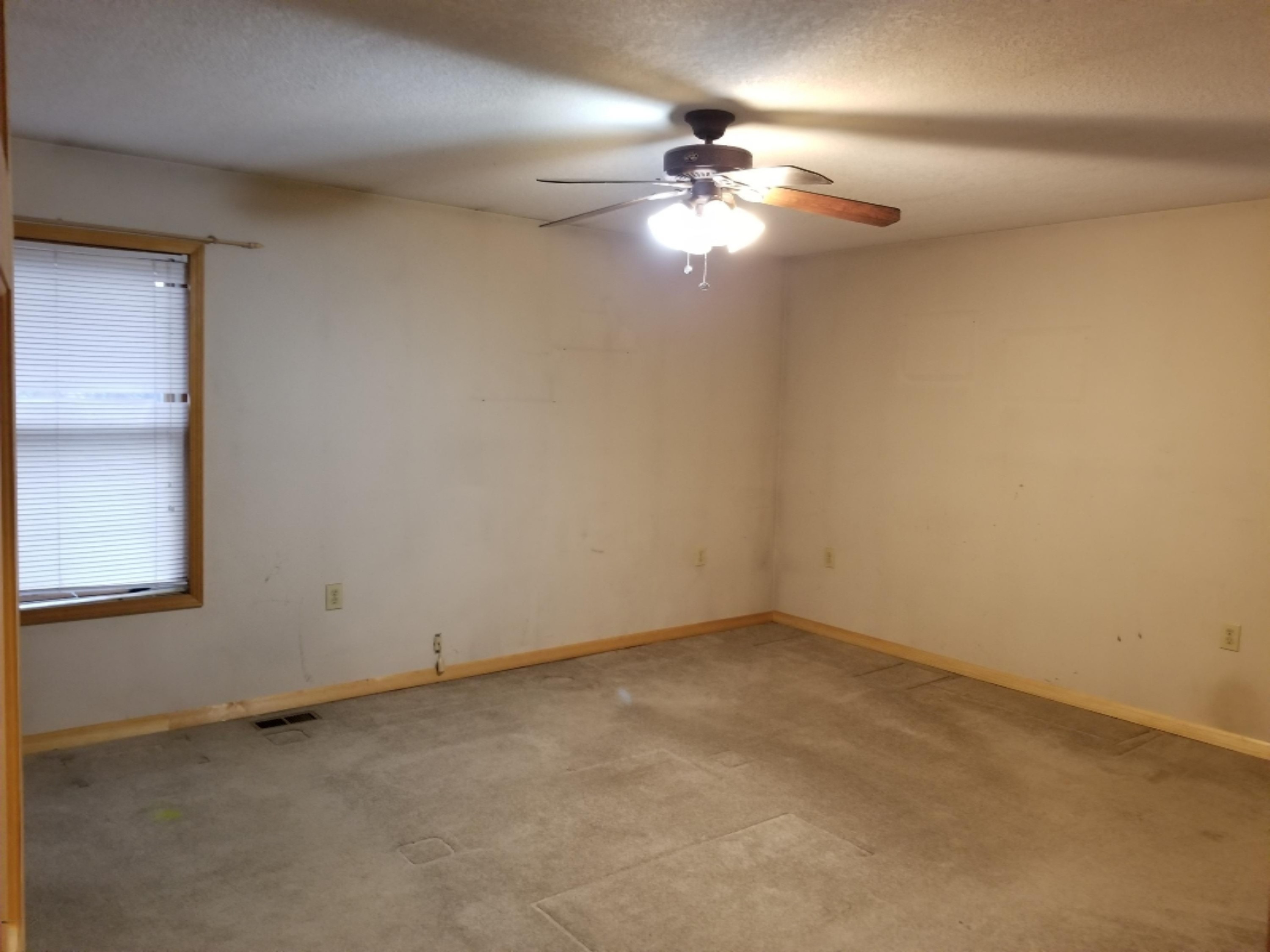 2470 Tripp Road Osseo, MI 49266 - Photo 17 of 23 Master