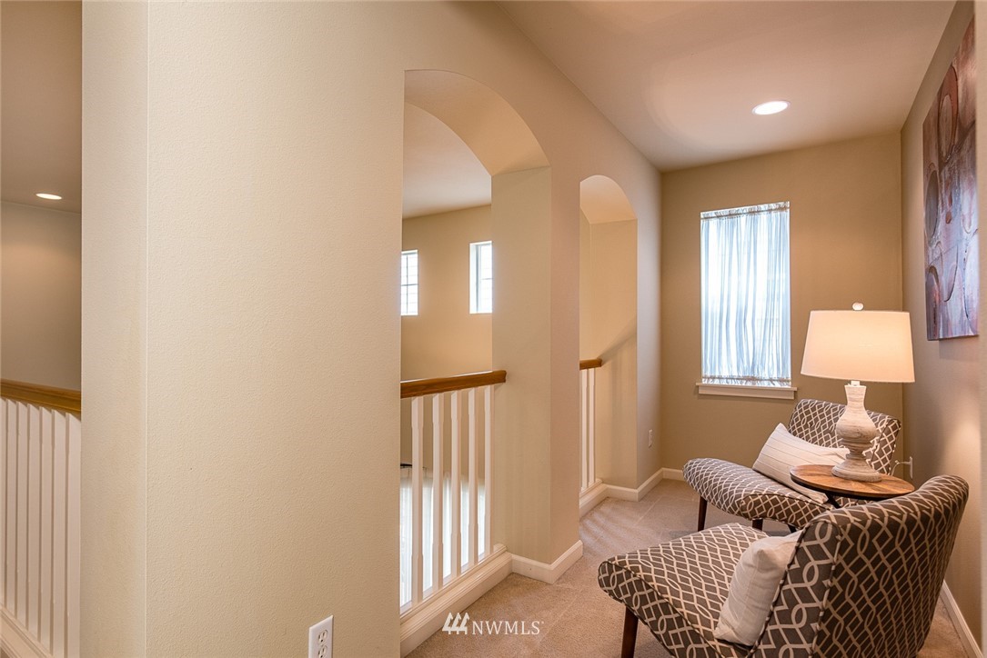 628 Lyons Avenue Northeast Renton, WA 98059 - Photo 20 of 23 Gallery Image 20