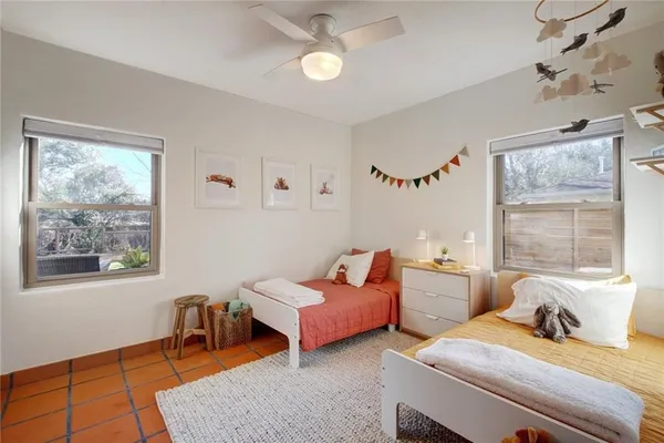 $2,800 | 3709 Vineland Drive, Austin, TX 78722