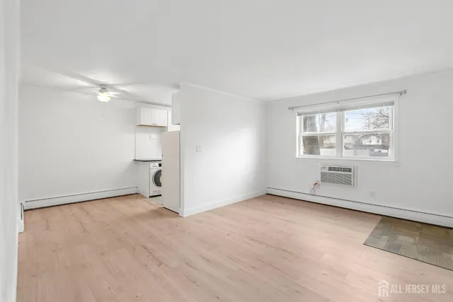 $1,950 | 289 Main Street, Unit 4Q, Spotswood, NJ 08884