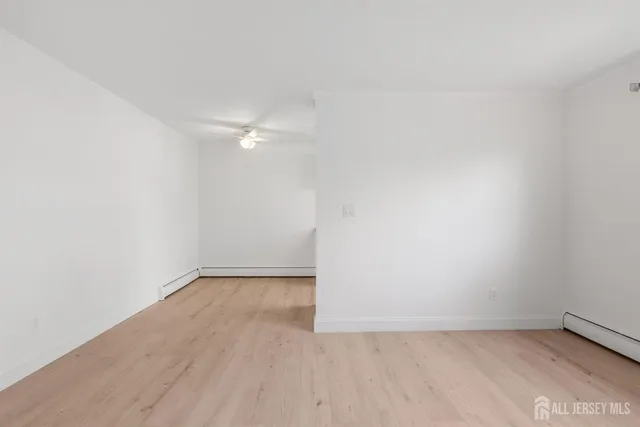 $1,950 | 289 Main Street, Unit 4Q, Spotswood, NJ 08884