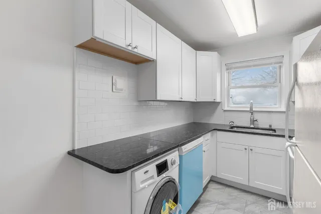 $1,950 | 289 Main Street, Unit 4Q, Spotswood, NJ 08884