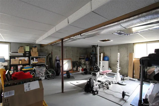 $624,990 | 275 Railroad Avenue, Center Moriches, NY 11934