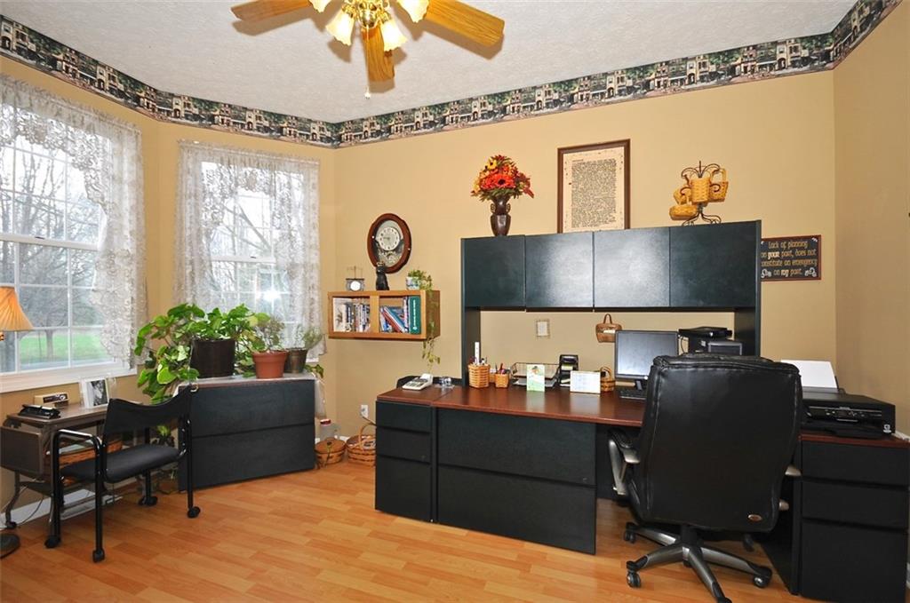 4048 Cramer Road Martinsville, IN 46151 - Photo 4 of 24 Gallery Image 4
