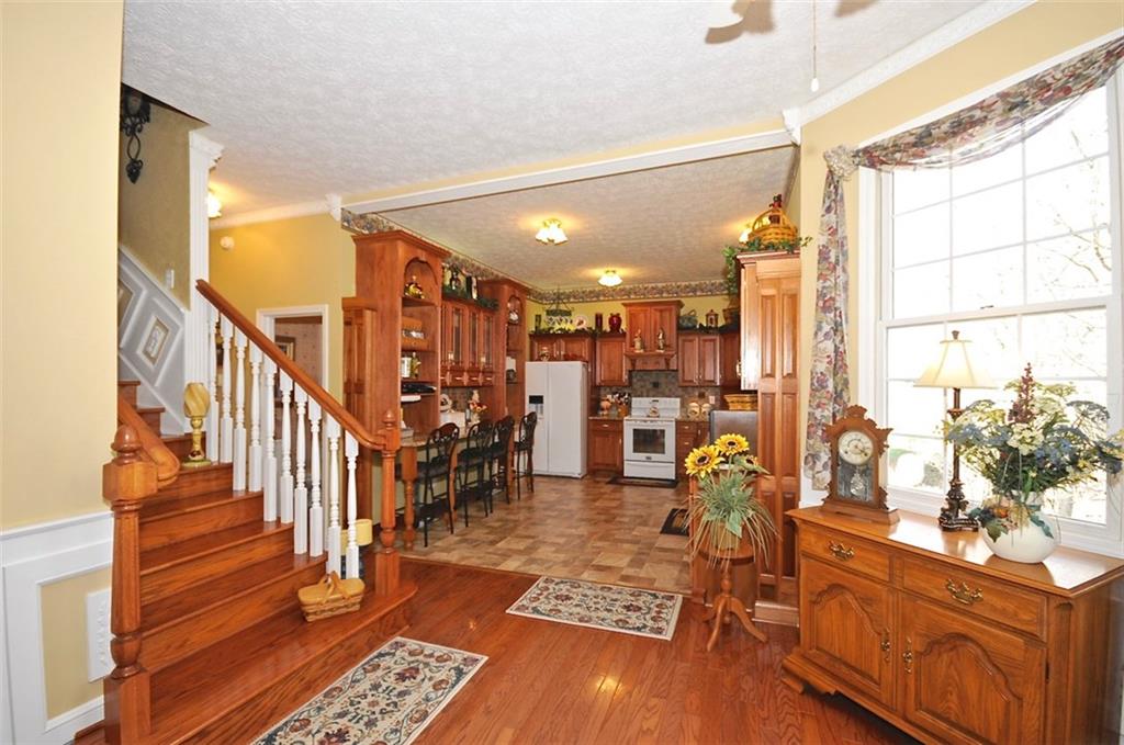 4048 Cramer Road Martinsville, IN 46151 - Photo 10 of 24 Gallery Image 10