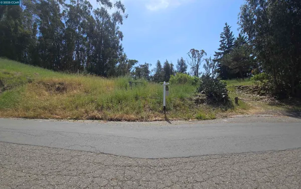 $159,000 | 6595 Thorndale Drive, Oakland, CA 94611