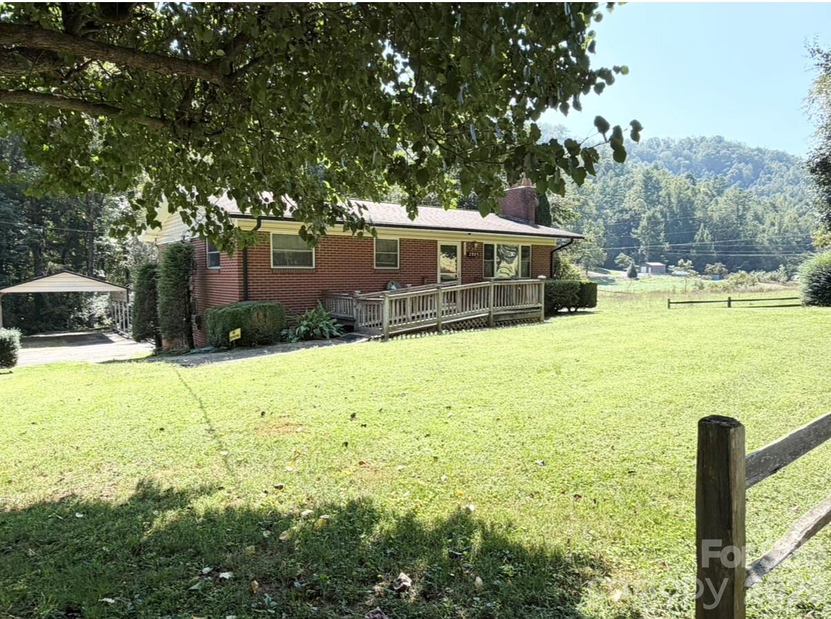 2985 Collettsville Road Lenoir, NC 28645 - Photo 2 of 25 Gallery Image 2