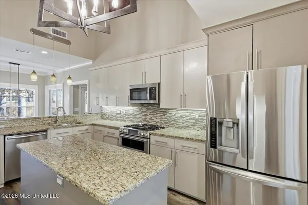 $374,900 | 104 Beaver Bend, Canton, MS 39046