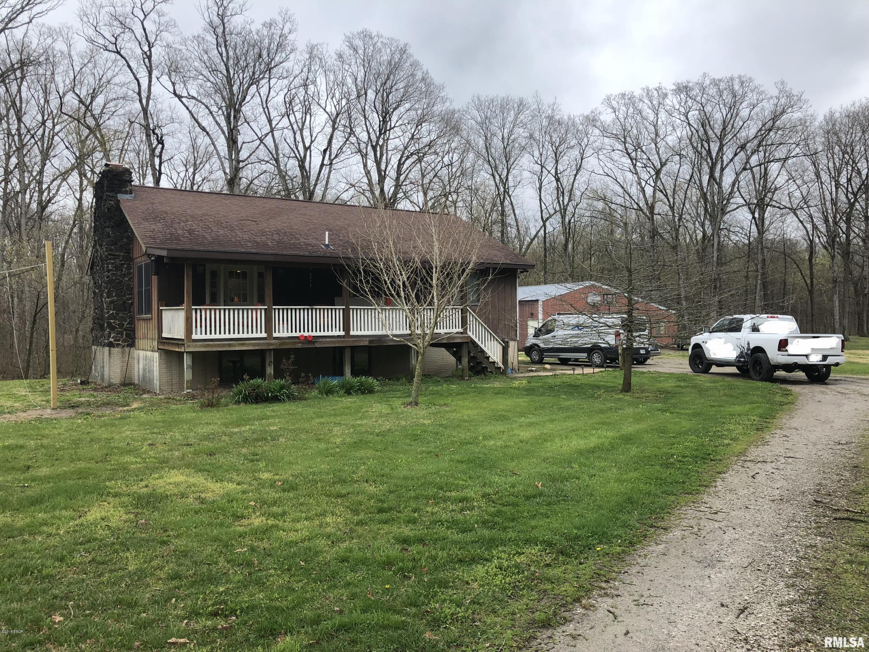 6658 Fox Road Salem, IL 62881 - Photo 1 of 36