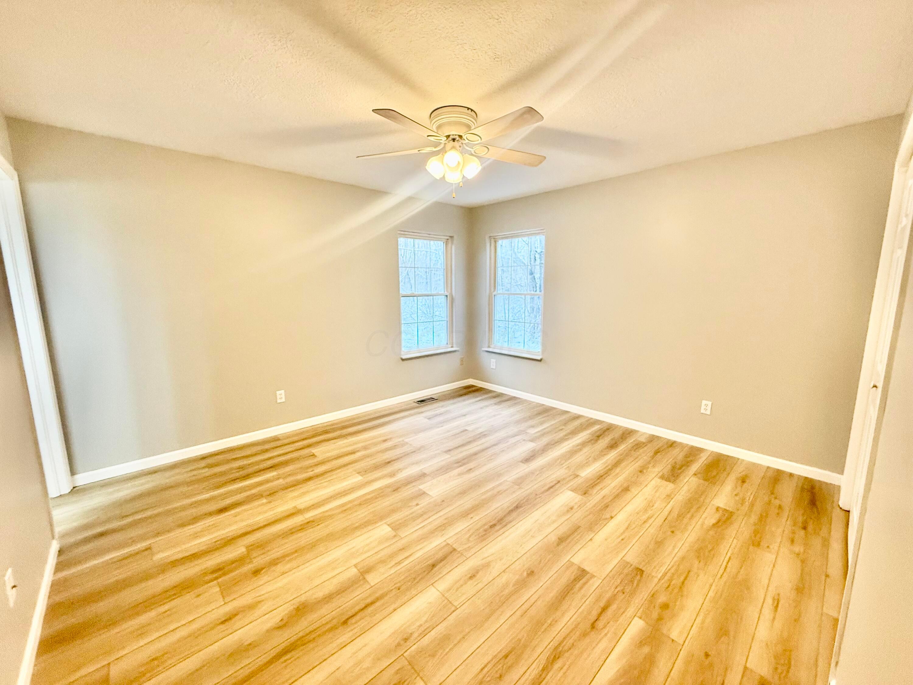 14853 King Road Howard, OH 43028 - Photo 10 of 31 7