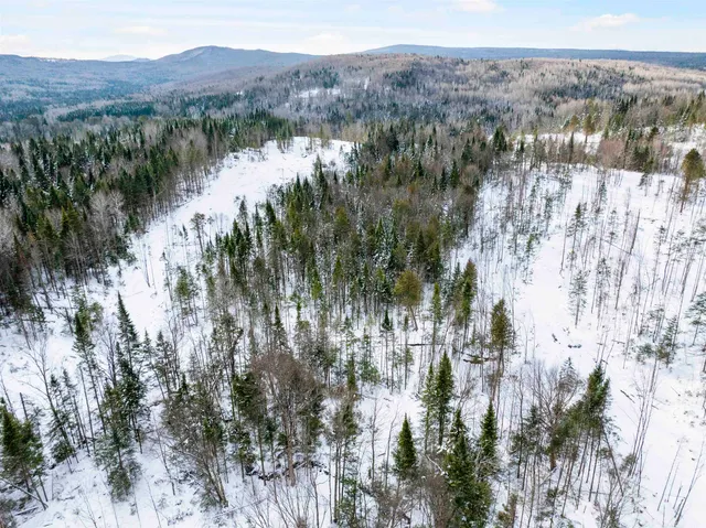 $299,000 | 5626 Vt Route 114, Canaan, VT 05903