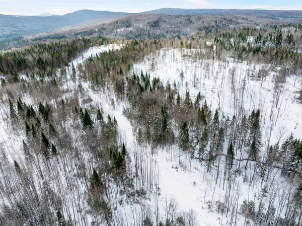$299,000 | 5626 Vt Route 114, Canaan, VT 05903