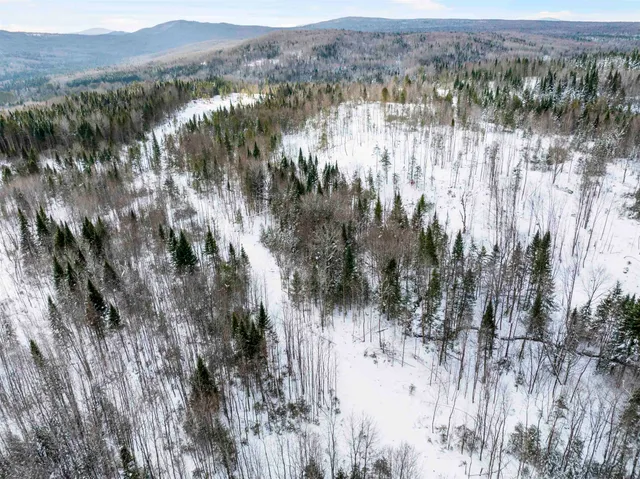 $299,000 | 5626 Vt Route 114, Canaan, VT 05903