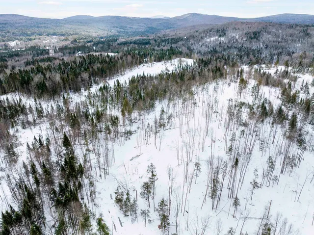 $299,000 | 5626 Vt Route 114, Canaan, VT 05903