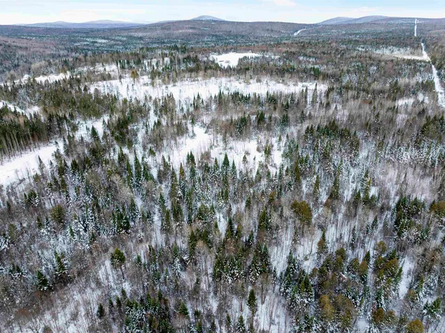 $299,000 | 5626 Vt Route 114, Canaan, VT 05903