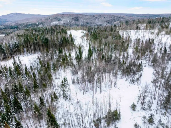 $299,000 | 5626 Vt Route 114, Canaan, VT 05903