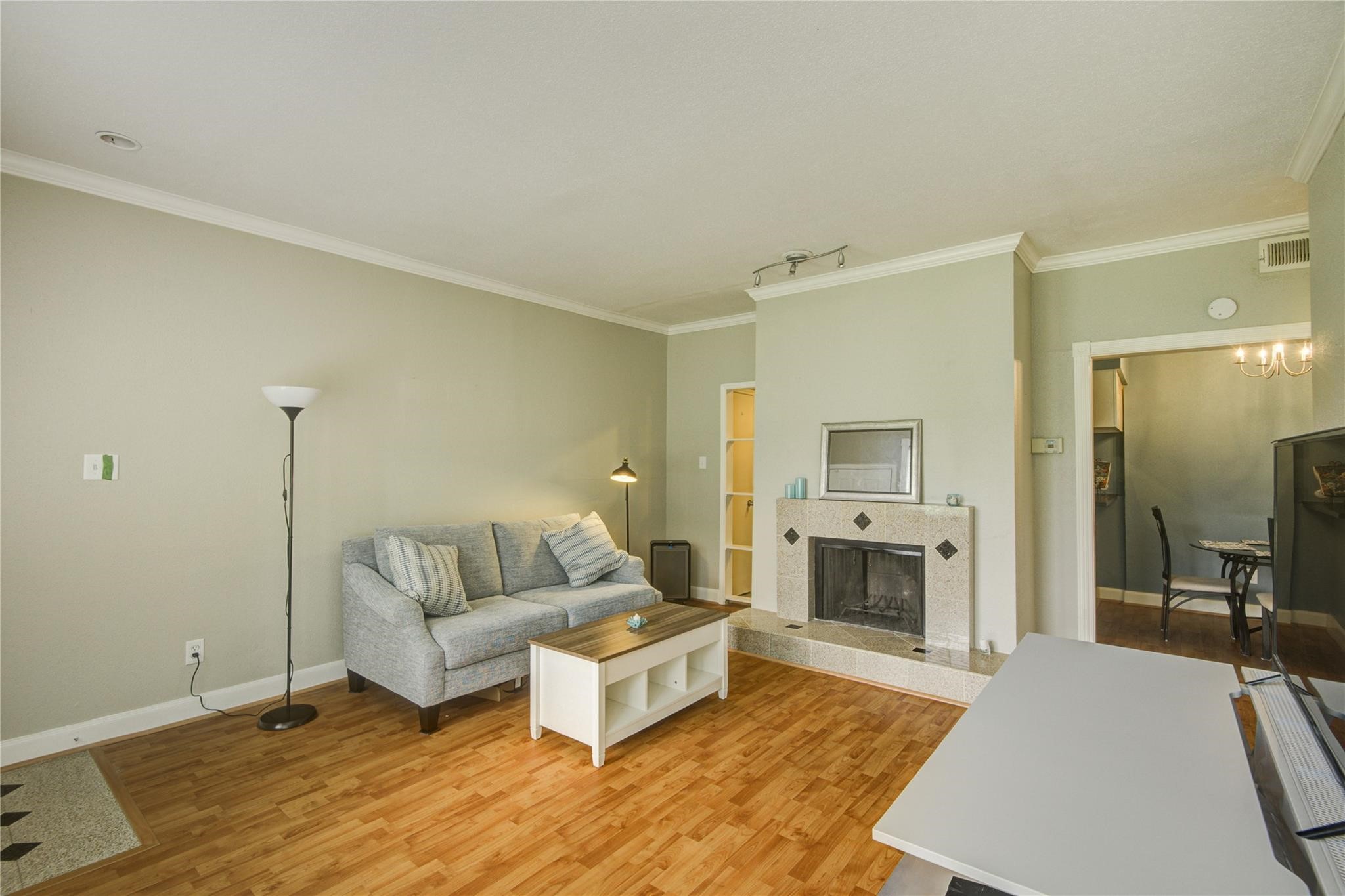 2100 Tanglewilde Street, Unit 349 Houston, TX 77063 - Photo 3 of 21