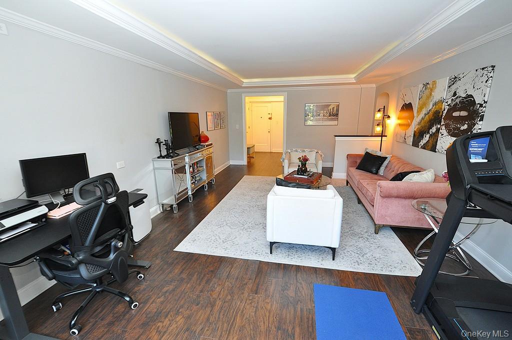 280 Bronxville Road, Unit 4O Bronxville, NY 10708 - Photo 20 of 45