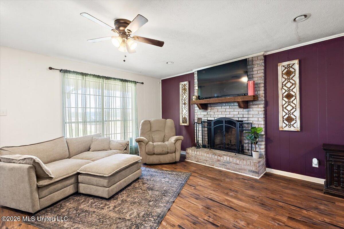 2081 Johnston Road Benton, MS 39039 - Photo 4 of 32 09-HTP_6027