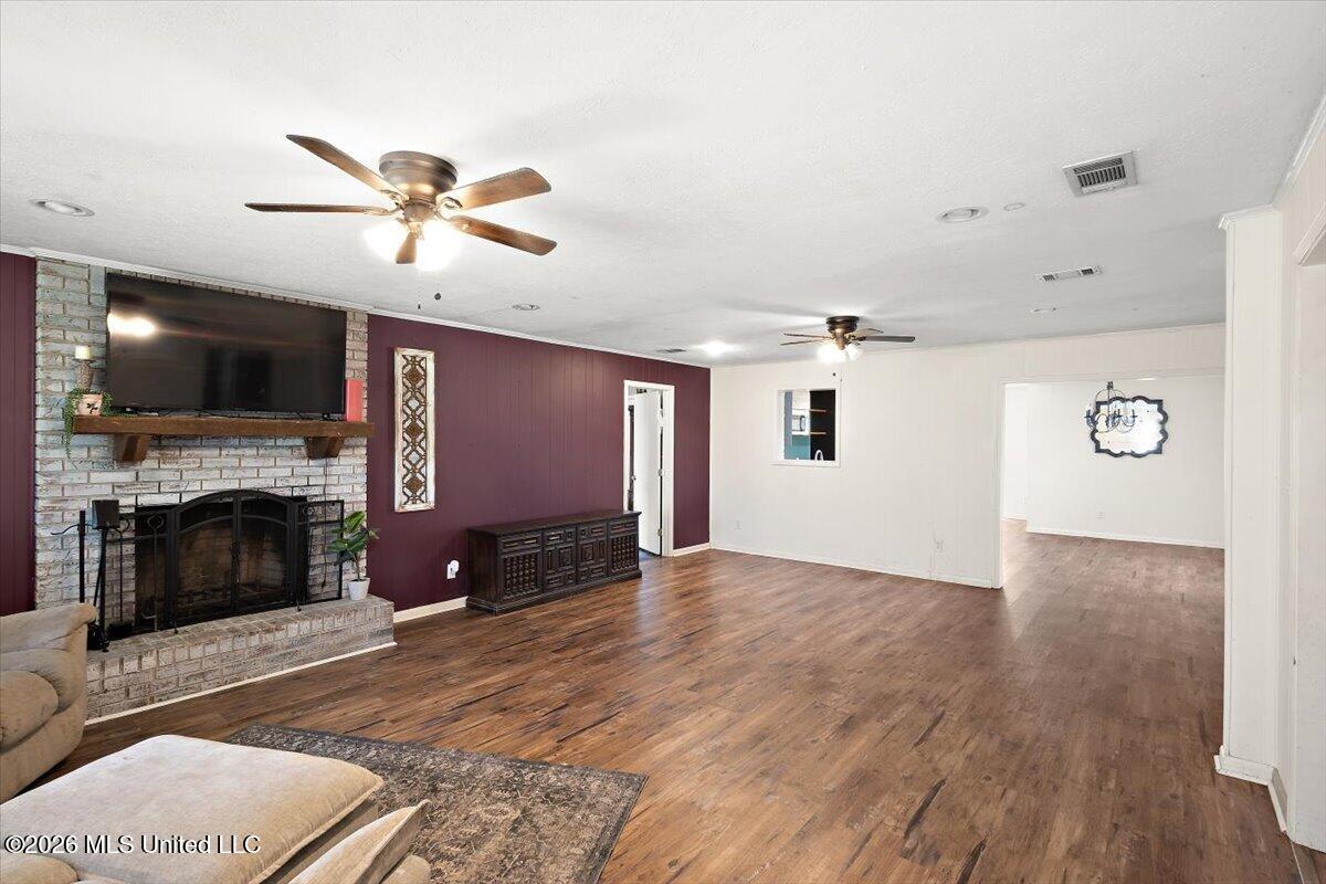 2081 Johnston Road Benton, MS 39039 - Photo 6 of 32 07-HTP_6021