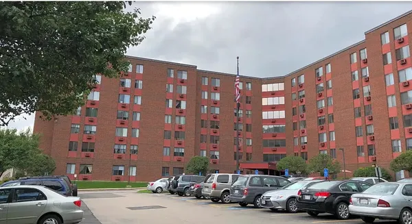 $1,882 | 27 Mt Vernon Street, Worcester, MA 01605