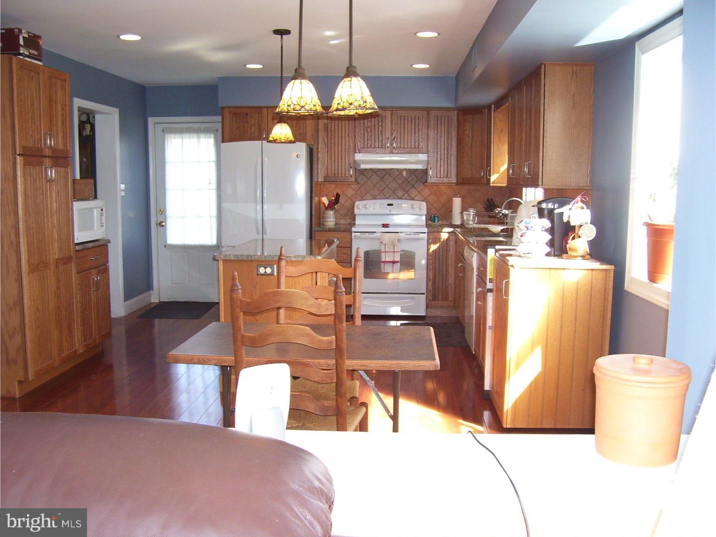 8 Gordonville Road Aston, PA 19014 - Photo 3 of 24