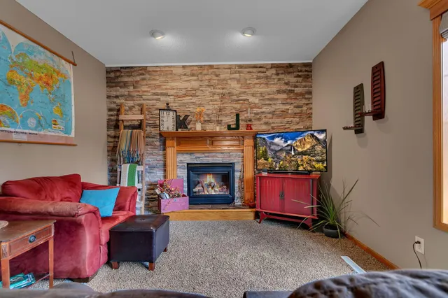 $314,898 | 608 Oakwood Drive, St. Cloud, MN 56304