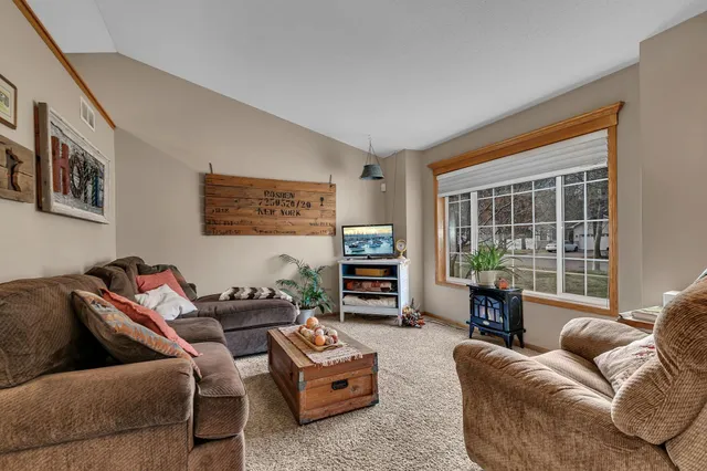 $314,898 | 608 Oakwood Drive, St. Cloud, MN 56304