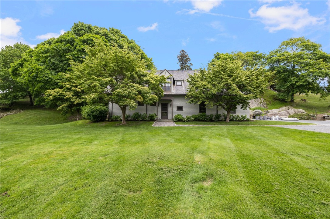 33 Beacon Hill Road Newport, RI 02840 - Photo 30 of 34