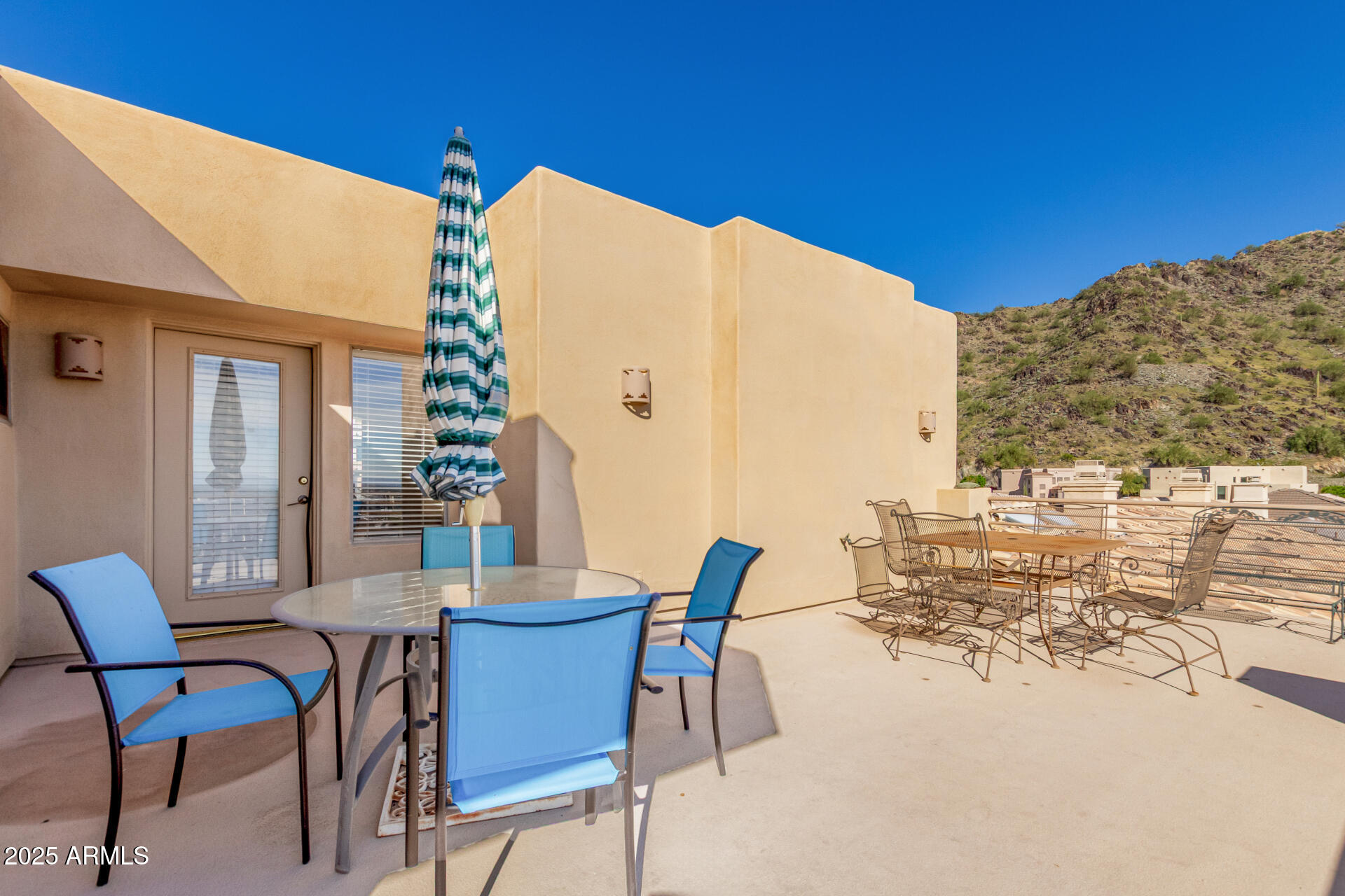 31 West Beryl Avenue Phoenix, AZ 85021 - Photo 38 of 65 a view of an outdoor seating area