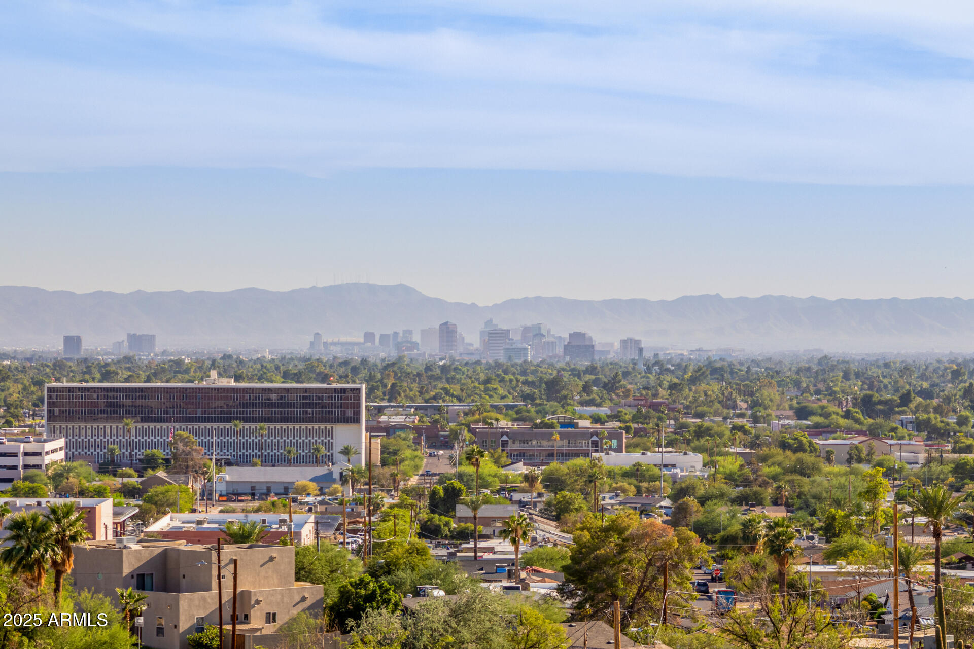 31 West Beryl Avenue Phoenix, AZ 85021 - Photo 48 of 65 a view of city and mountain